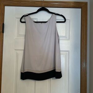White House Black Market White and Black Color Block Tank Size Medium